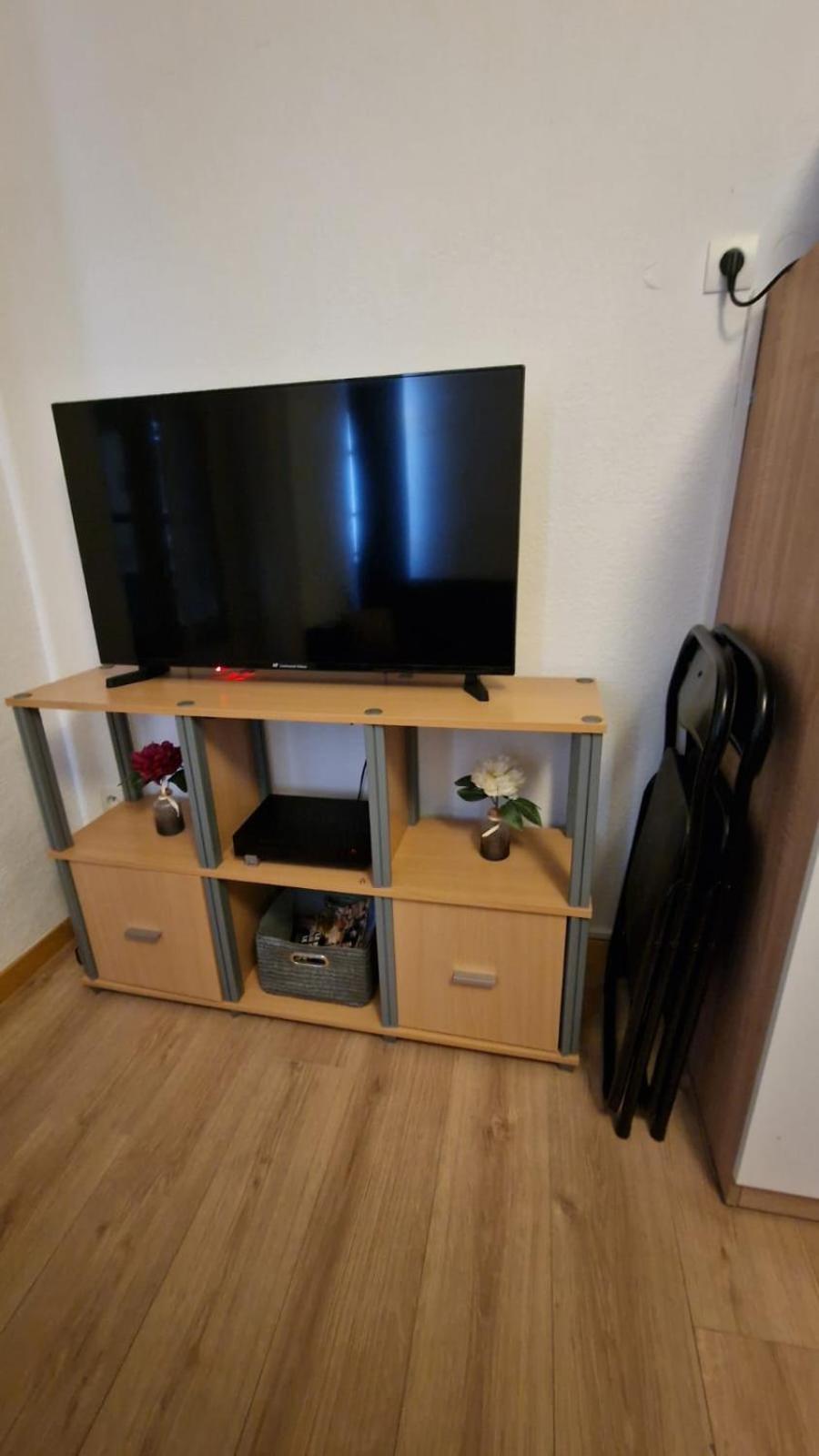 Appartement T2 Avec Balcon Proche Centre-Ville Narbonne Luaran gambar
